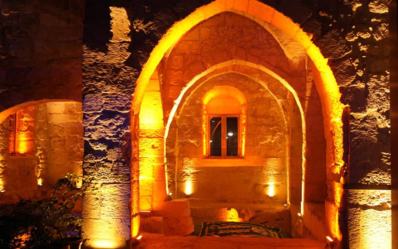Danyal Peygamber Camii